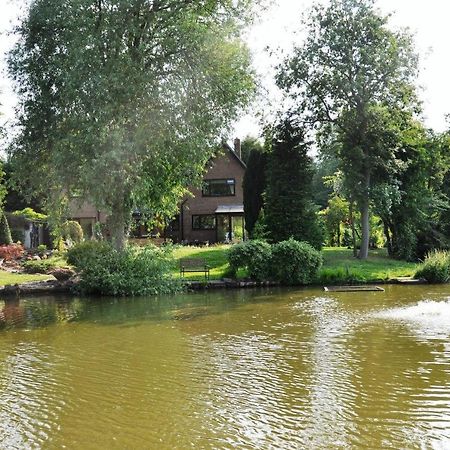 The Willows Bed & Breakfast 约克 外观 照片